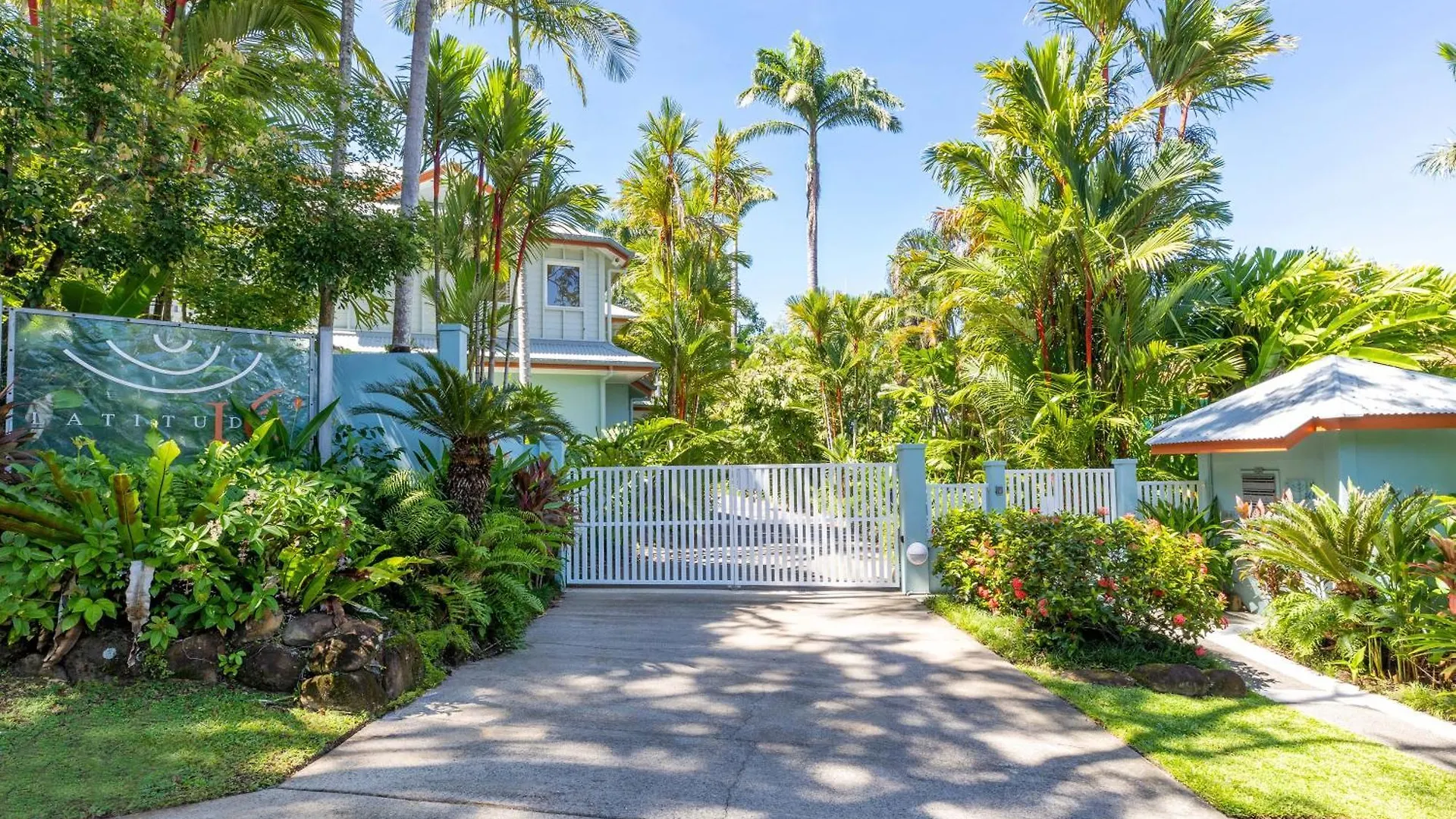Apartment Villa 7 @ Latitude 16 Port Douglas