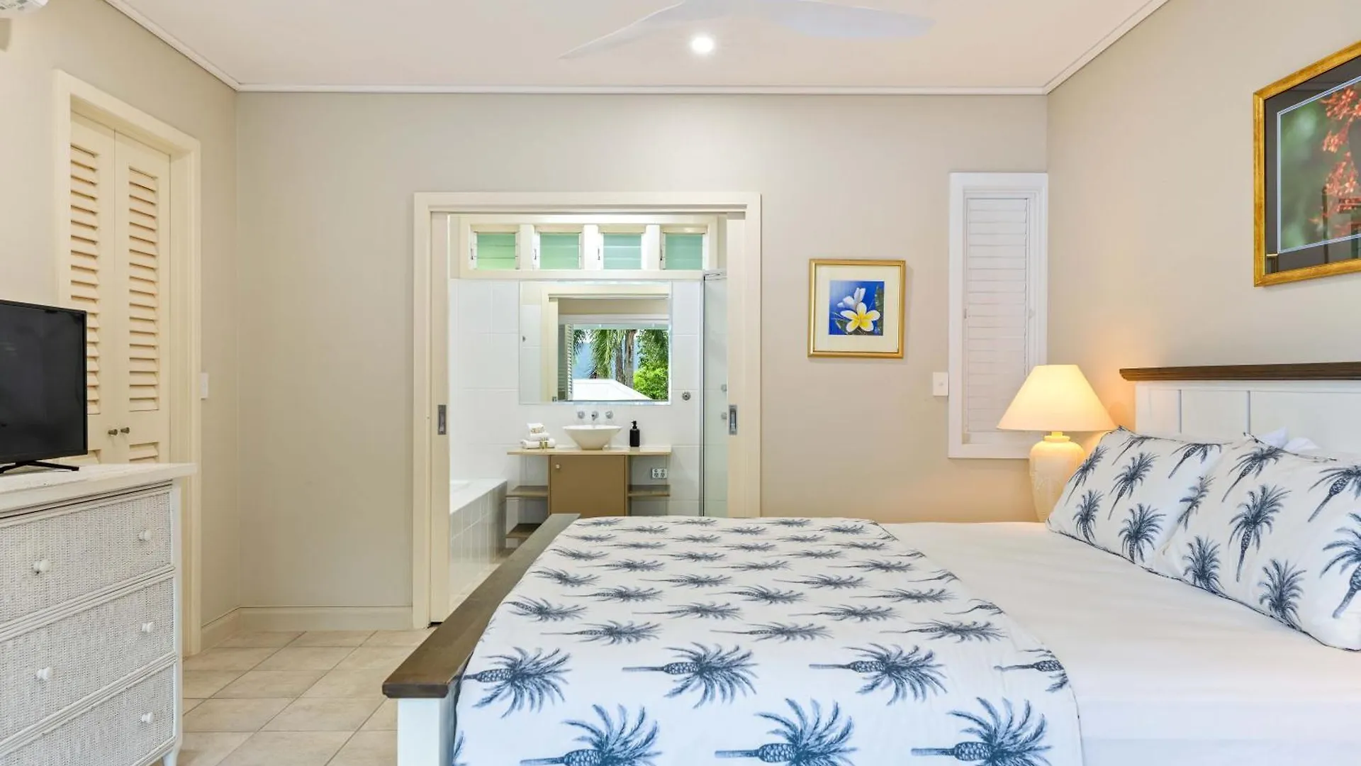 Villa 7 @ Latitude 16 Port Douglas Australia