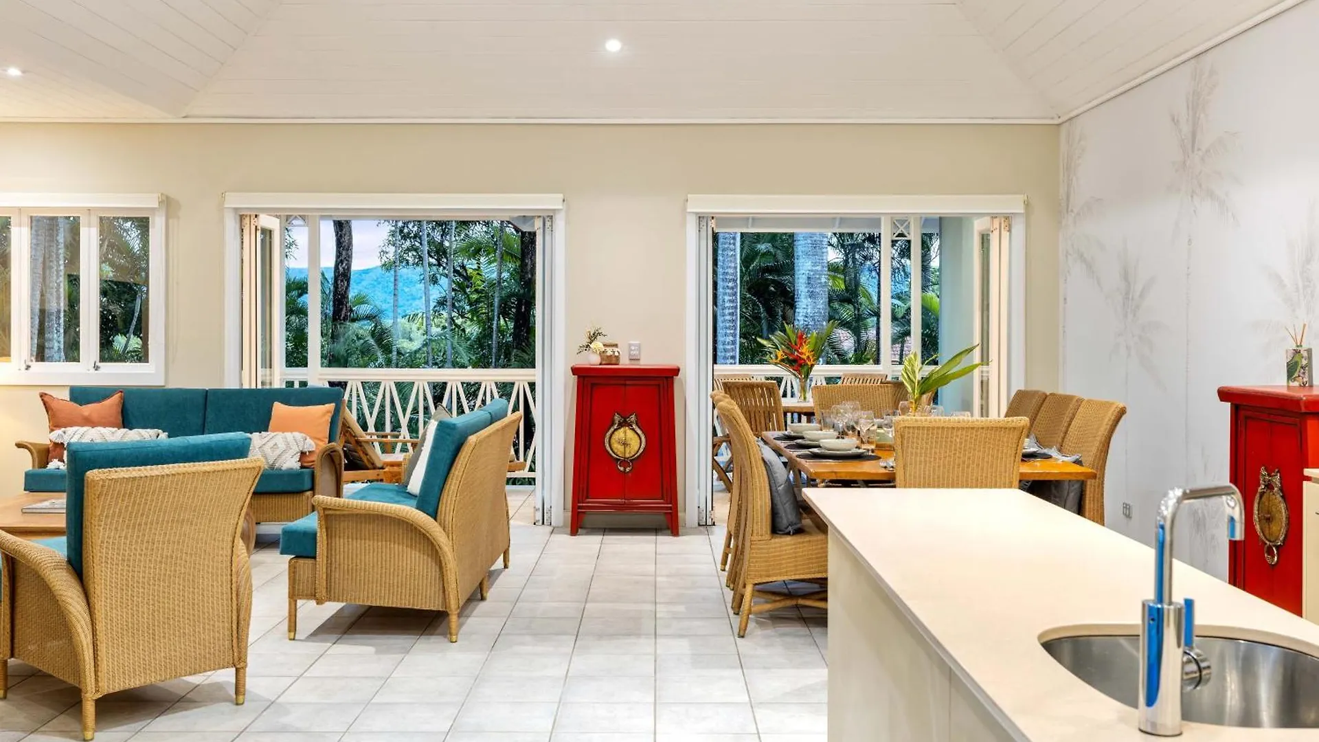 Apartment Villa 7 @ Latitude 16 Port Douglas